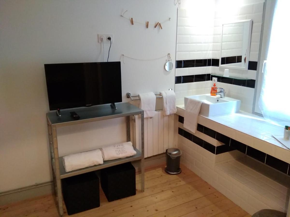 Mamie Jane Co-Munity Otel Aix-les-Bains Dış mekan fotoğraf